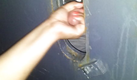 ماساژ لینگام از بهترین بازی های سکسی جهان متخصص Handjob