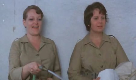 انگشت شست و انگشتی سخت و سخت با سه MILF سفت بهترین عکس سکسی دنیا و سخت